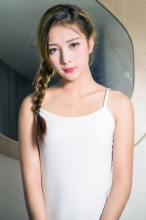 诱人的女同学hd中文字幕