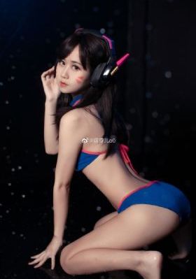 女大学沙龙